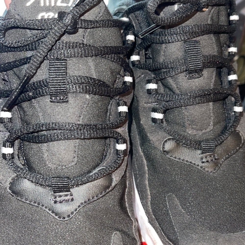 Nike Air Max 270 React Sneakers - Picture 7 of 7